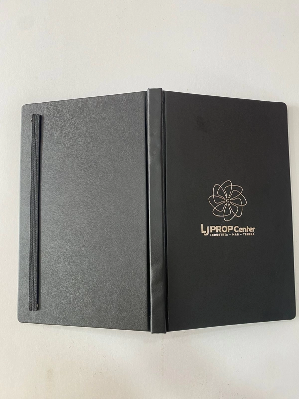 Agenda Country, Tamaño Carta, 21 x 27.5 cmts, 80 hojas, caratula en cuerina