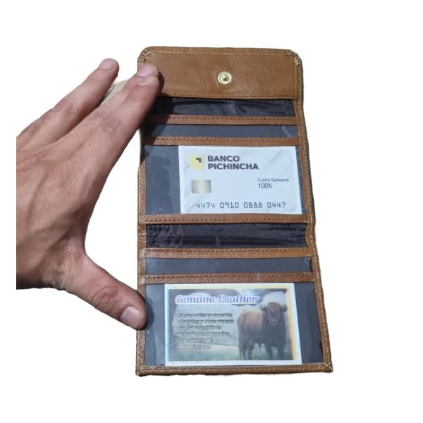 Portadocumentos Londres, en cuerina, con forro, broche y solapa, 12x25 cm