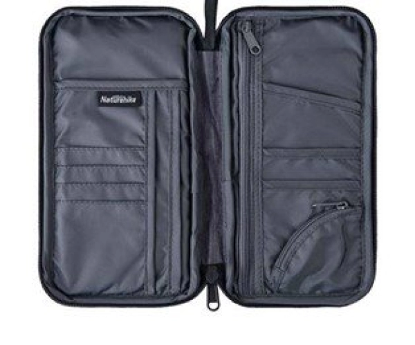 Portadocumentos Hudson, en imitacion cuero, multiples bolsillos, 22.5 x 12 cmts