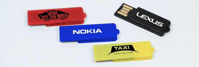 Memoria USB plastica en forma de Clip