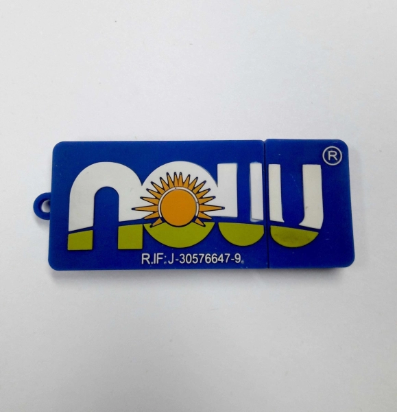 Memoria USB en PVC 2D diseño logo NOW