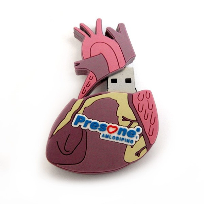 Memoria USB en PVC 2D diseño de Corazon