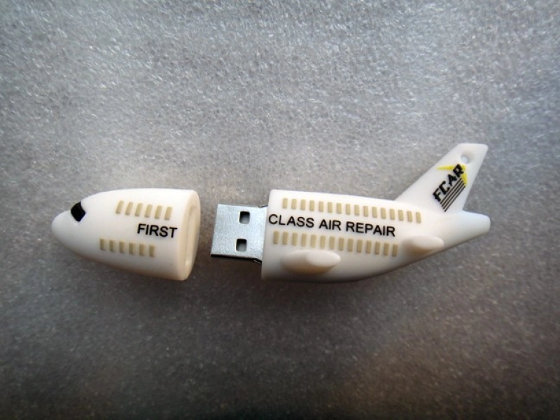 Memoria USB en PVC 3D diseño Avion