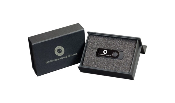 Caja de Carton Cuadrada con espuma troquelada