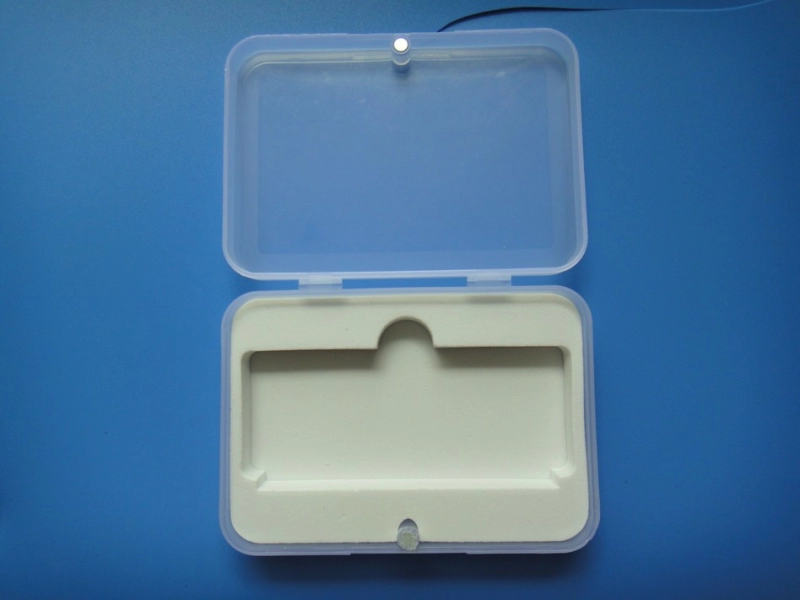 Caja Plastica con espuma troquelada