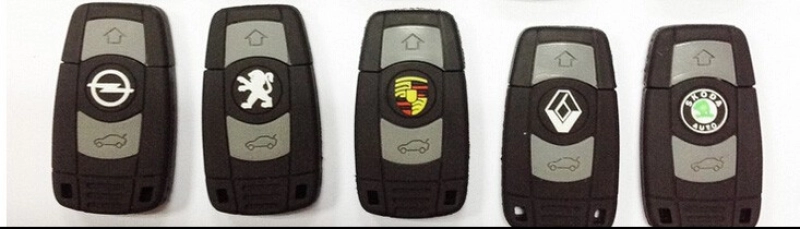 Memoria USB en PVC 2D diseño Llave de Carro