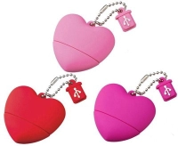 Memoria USB en PVC 2D diseño de Corazon