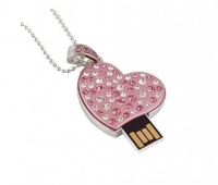 Memoria USB metalica en forma de Corazon con chispitas