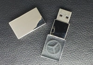 Memoria USB en Metal y Cristal