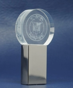 Memoria USB en Metal y Cristal