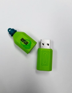 Memoria USB en PVC 3D diseño Botella Bebida Energizante