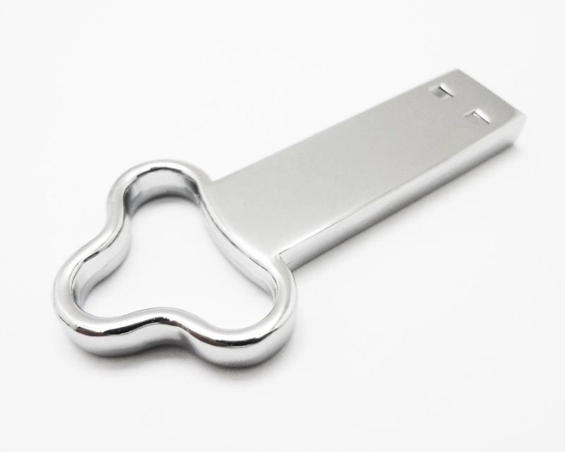Memoria USB metalica diseño Llave
