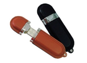 Memoria USB en Cuero y Metal