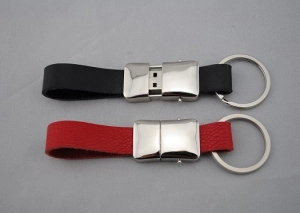 Memoria USB en Cuero y Metal