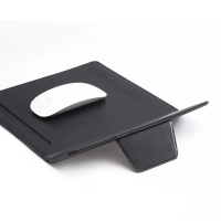 Mouse Pad con Cargador Inalámbrico 15W, de 23 x 24.5 x 8.5 cmts
