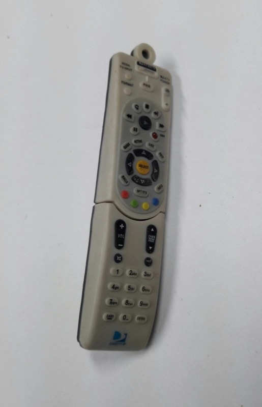 Memoria USB en PVC 3D diseño Control Remoto Direct TV