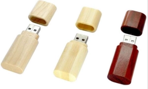 Memoria USB rectangular en madera