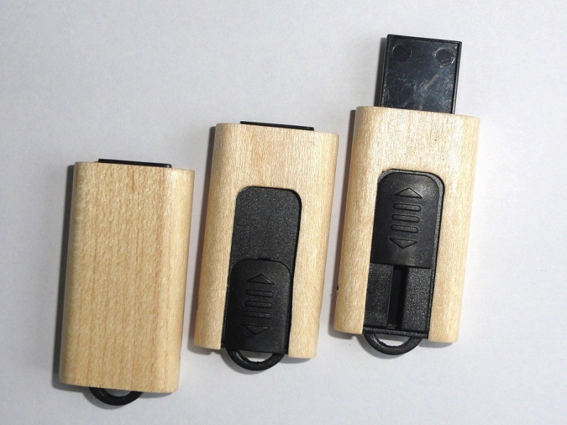 Memoria USB en madera