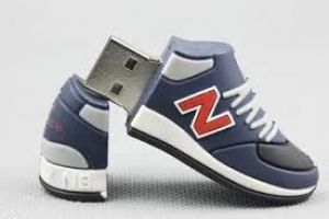 Memoria USB PVC 3D diseño Zapato Deportivo