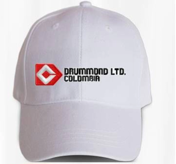 Gorra Benfica, en tela drill con boton forrado y 6 costuras en la visera