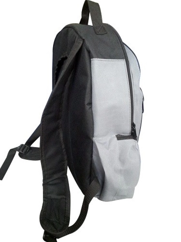 Morral Porto Alegre, deportivo y Porta PC, 32 x 44 x 10 cmts