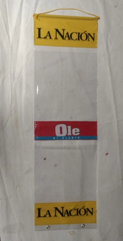 Exhibidor de Periódicos de 2 puestos, de 36 x 42 cmts