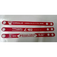 Manilla Microinyectada, con logo en alto relieve.