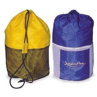 Tula Freemont, en lona, bolsillo frontal con malla, 45 x 25.5 cmts