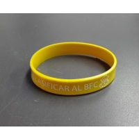 Manilla Continua, en polivinilo siliconado, con logo estampado