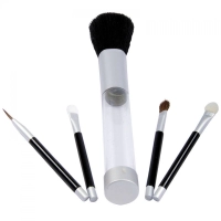 Set Make-Up, 4 brochas pequeñas y 1 grande, de 16.5 x 2.5 cmts