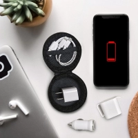 Set Tech, con multiples conectores, en estuche